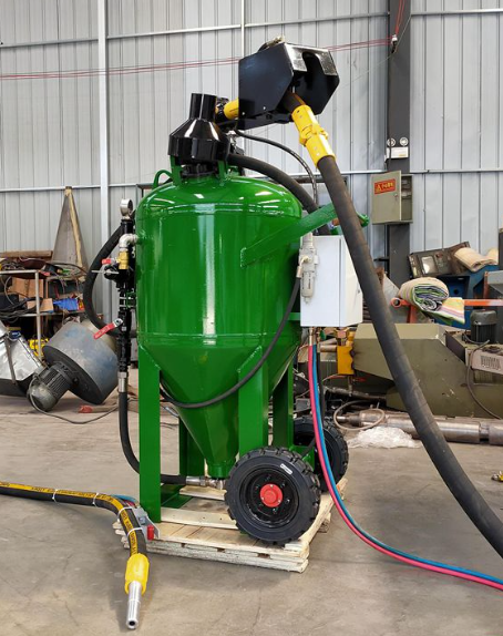 柳州移动式喷砂机 户外施工效率翻倍